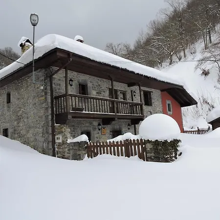 Casas El Encanto Del Valleval Soto (Castile and Leon)
