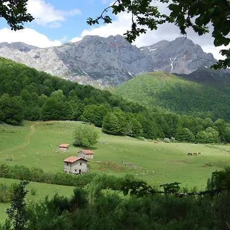 Holiday home Casas El Encanto Del Valleval